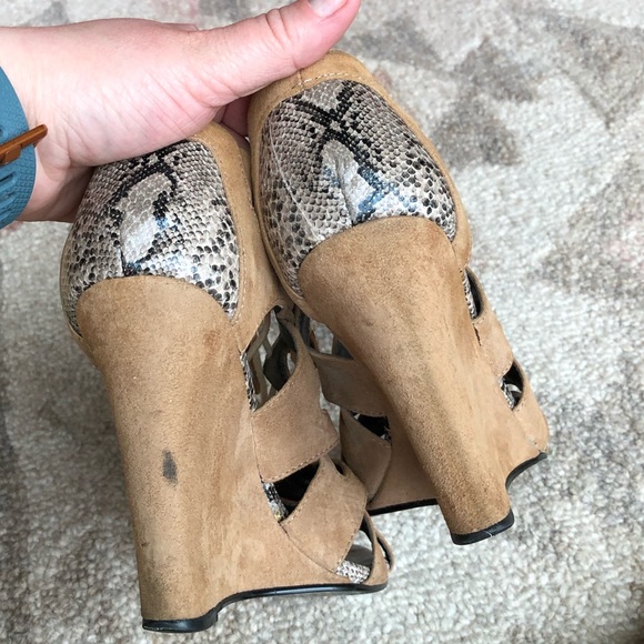 Python and suede caged wedges - Picture 4 of 4